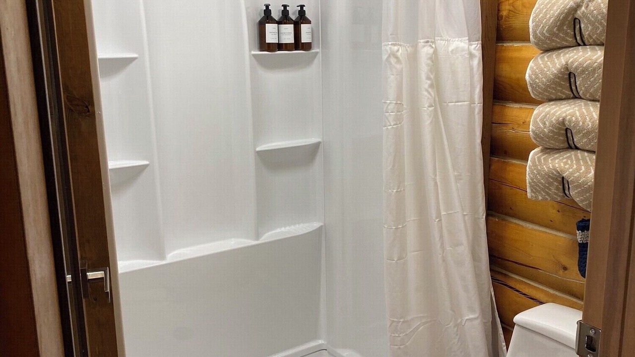 Photo of Bathroom in Tok