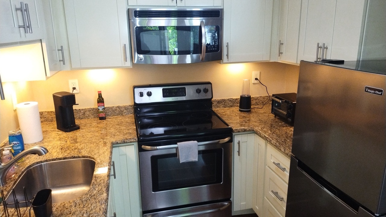 Photo of Kitchen in Lexington Hills