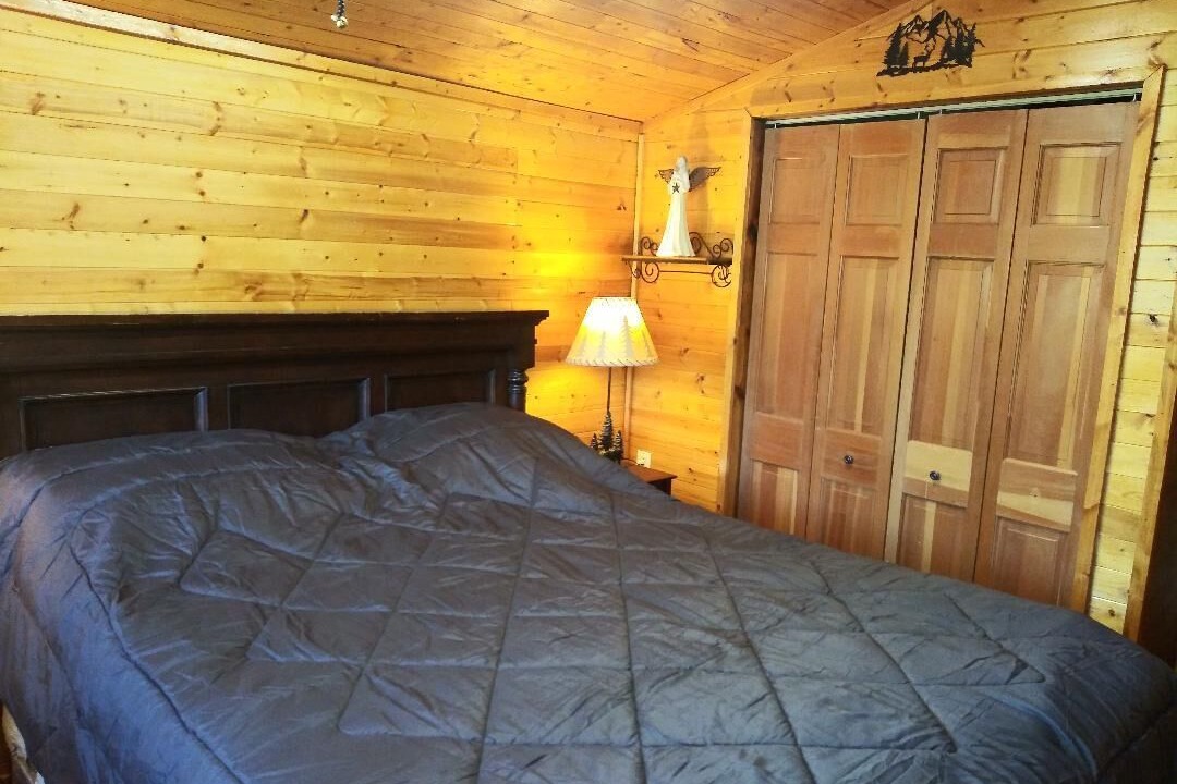 Photo of Bedroom in Copper Center