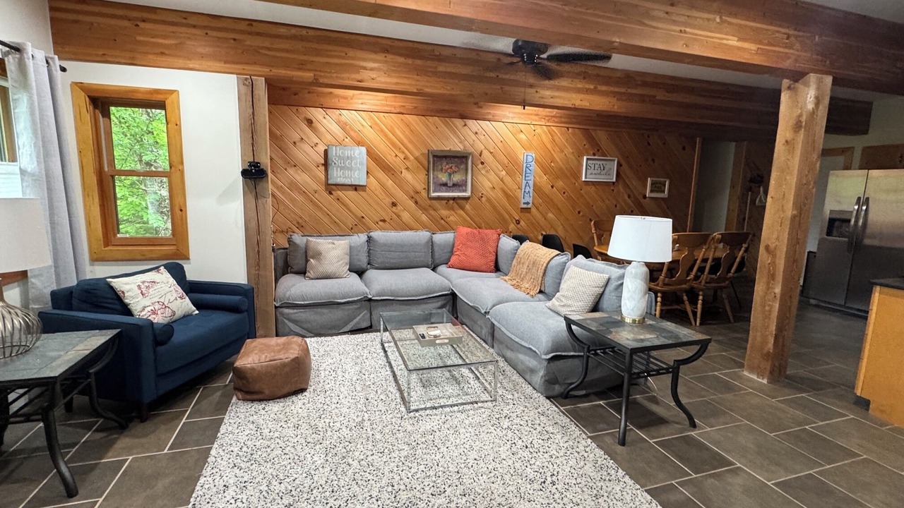 Photo of Livingroom in Carrabassett Valley
