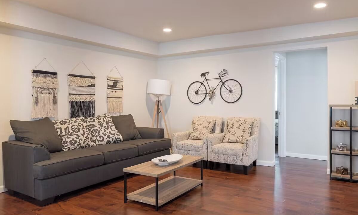 Photo of Livingroom in Oakland