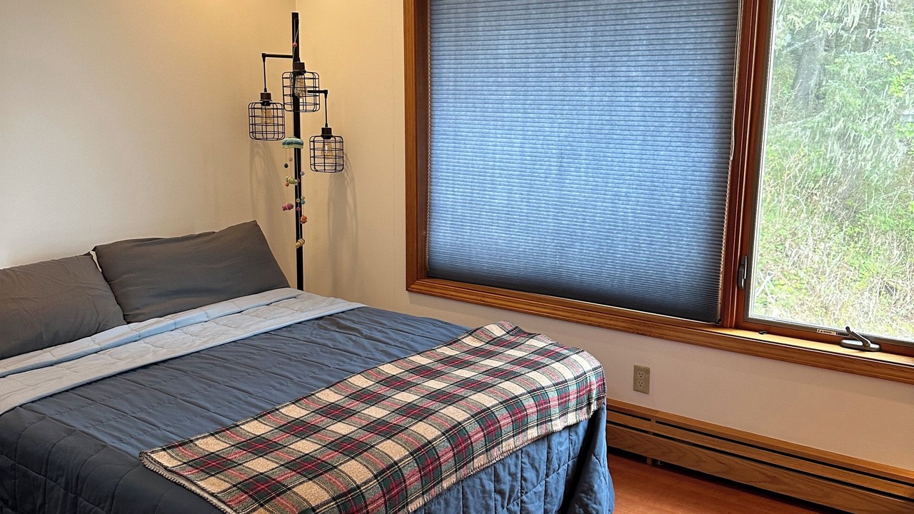 Photo of Bedroom in Juneau