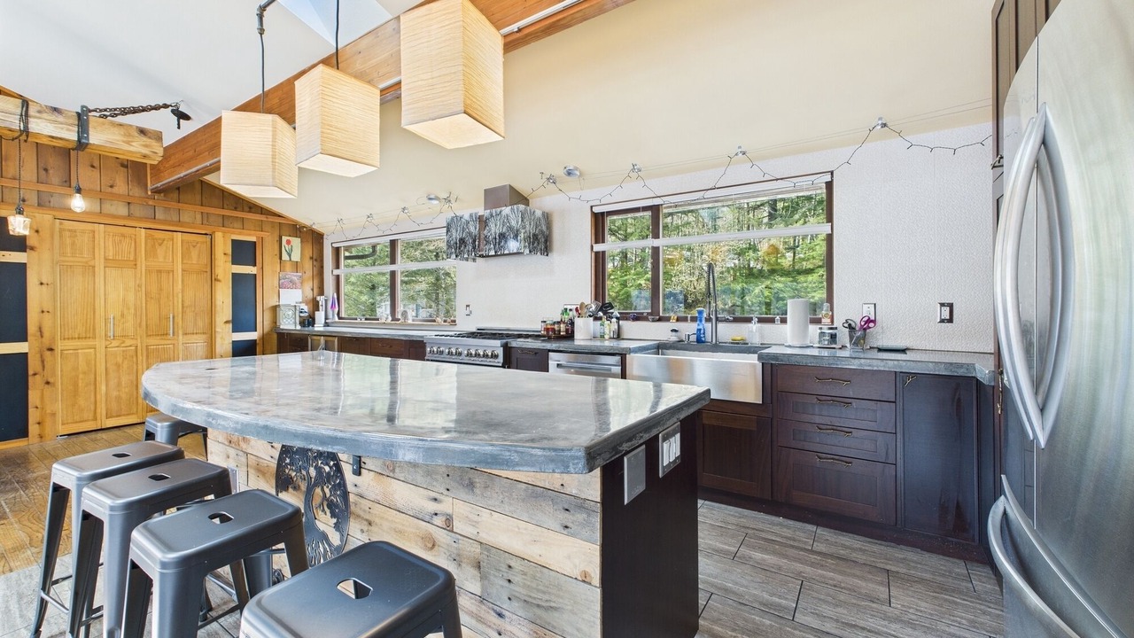 Photo of Kitchen in West Juneau