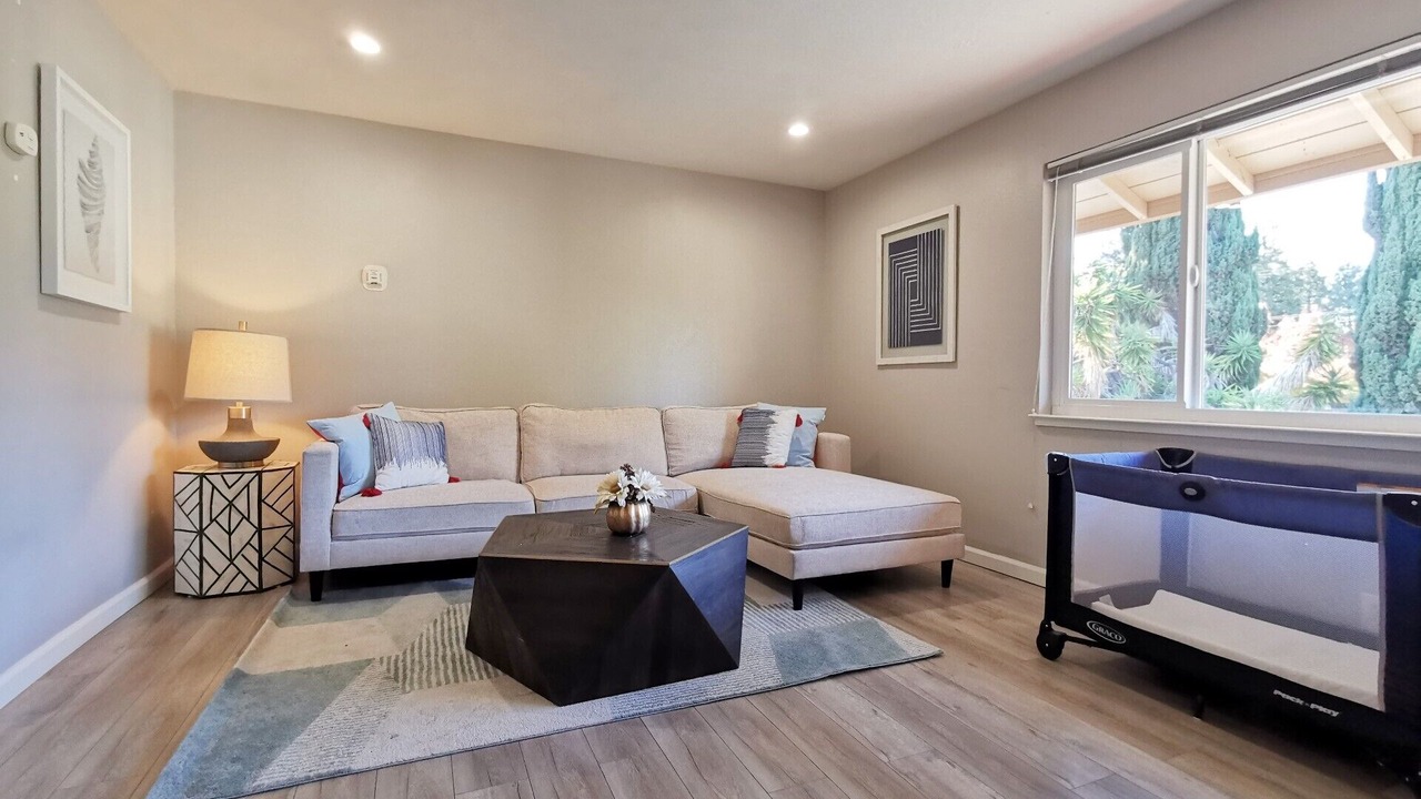 Photo of Livingroom in Jackson Park