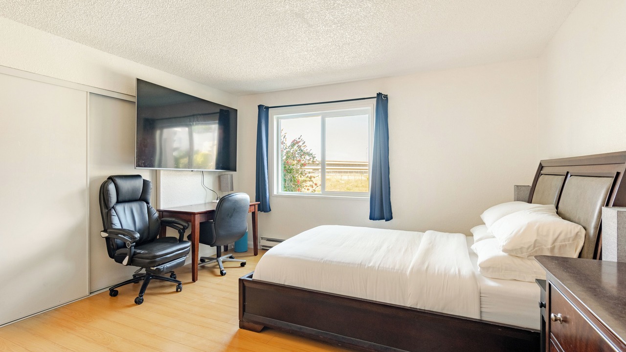 Photo of Bedroom in Berkeley