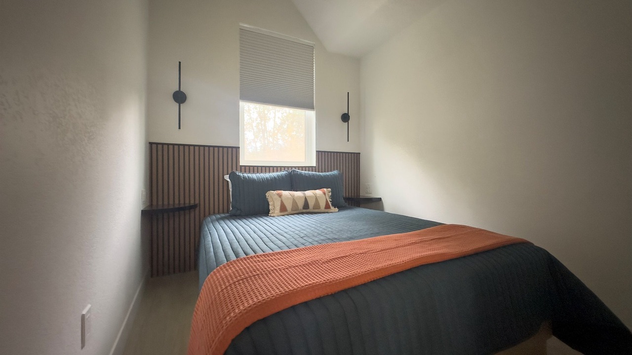 Photo of Bedroom in Wasilla