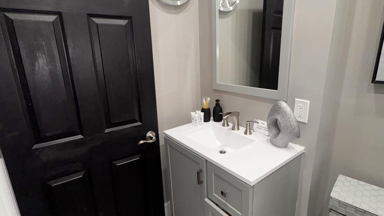 Photo of Bathroom in Near East Columbus