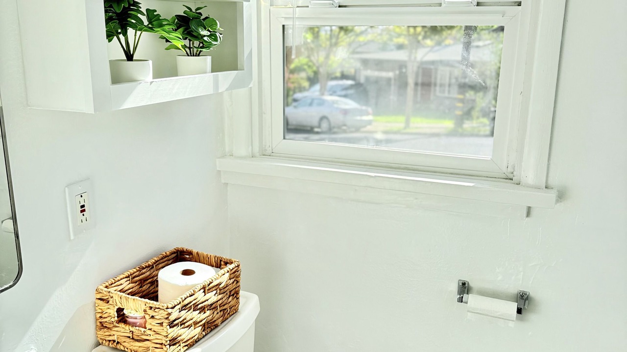 Photo of Bathroom in El Cerrito