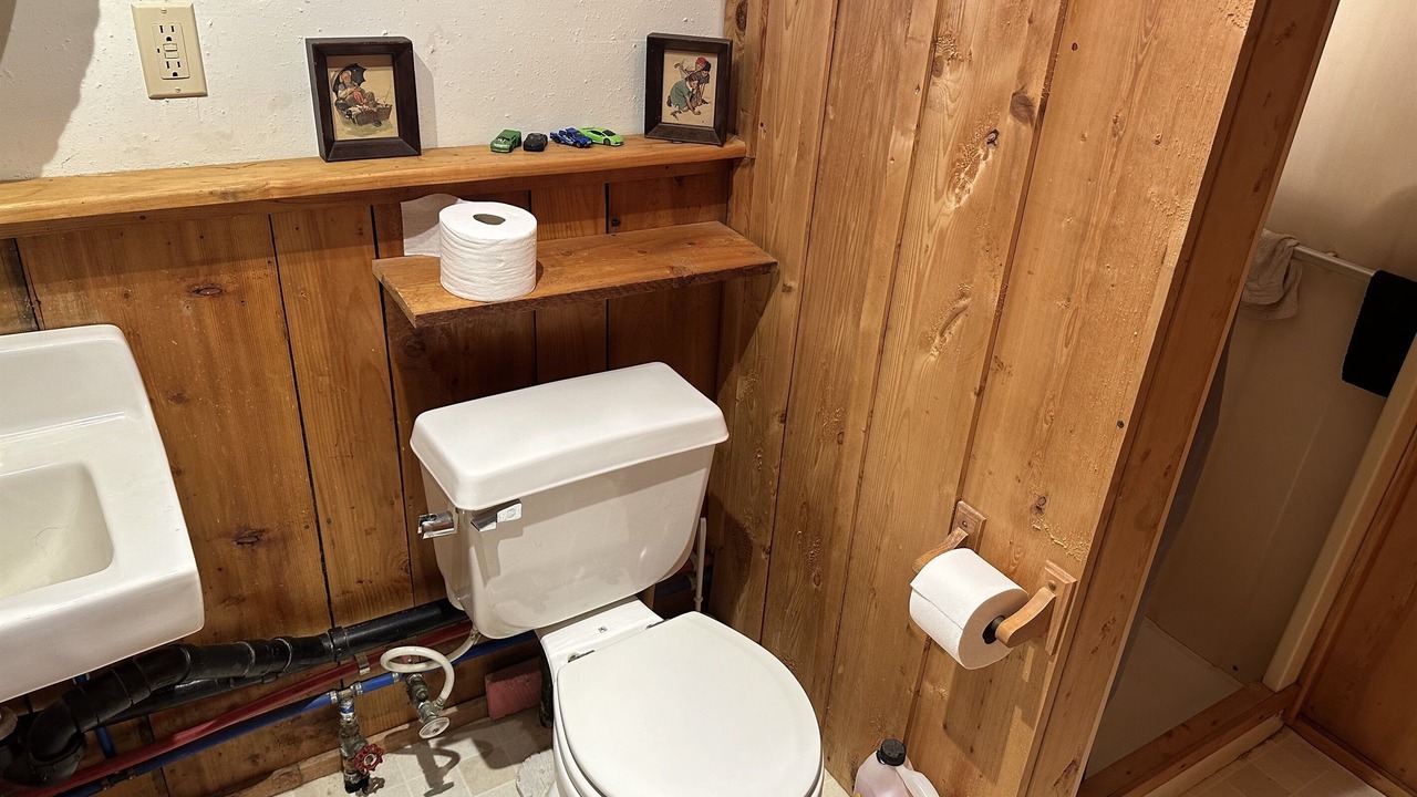 Photo of Bathroom in Cohoe