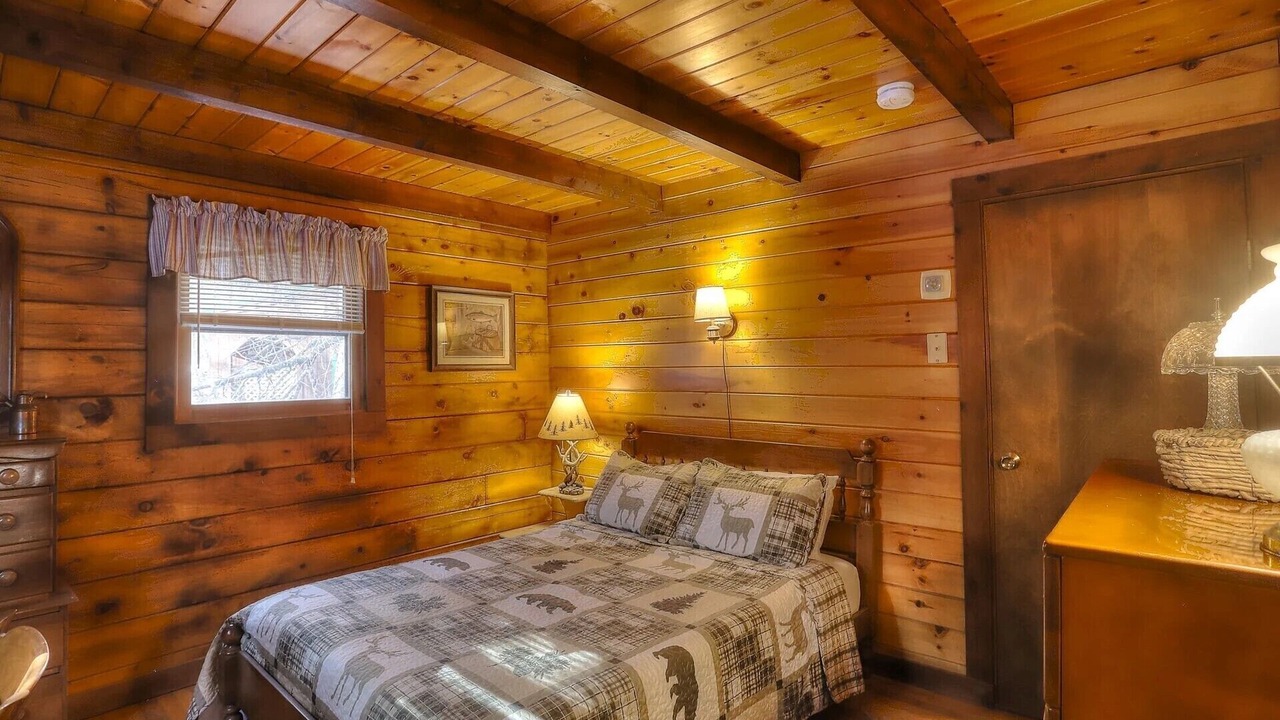 Photo of Bedroom in Rangeley Plantation