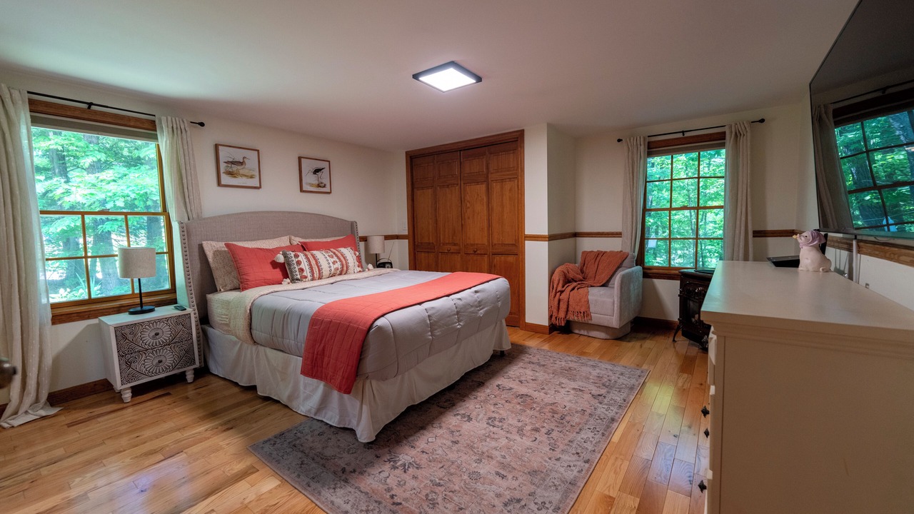 Photo of Bedroom in Mount Vernon