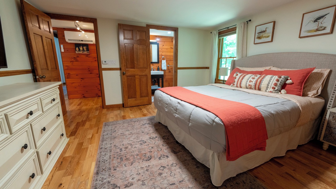 Photo of Bedroom in Mount Vernon