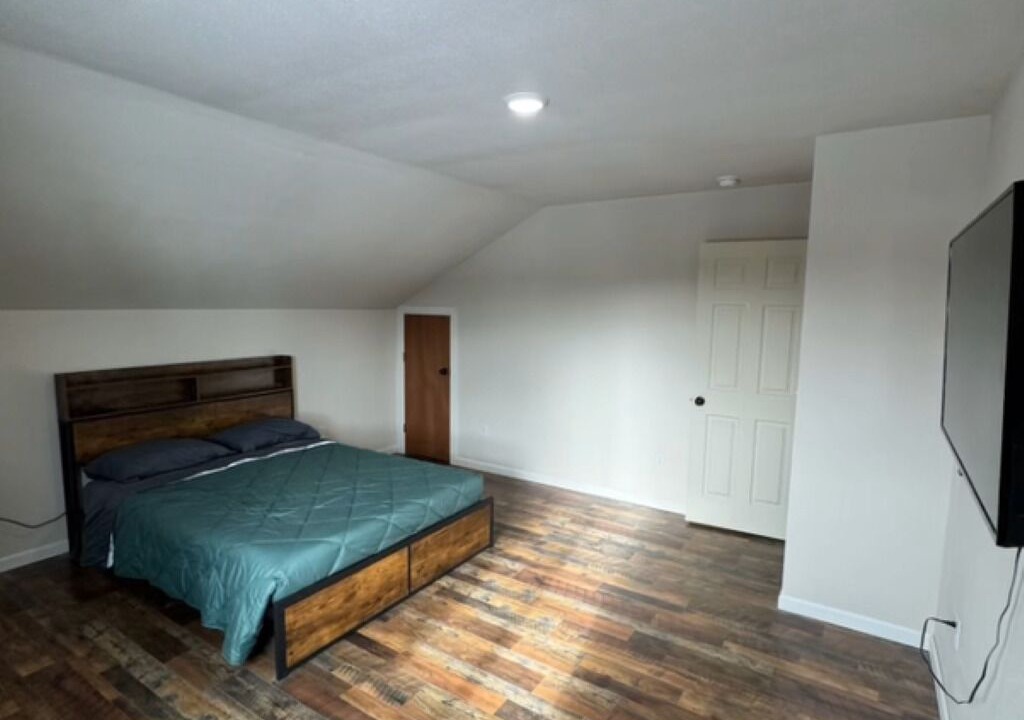 Photo of Bedroom in Lake Louise