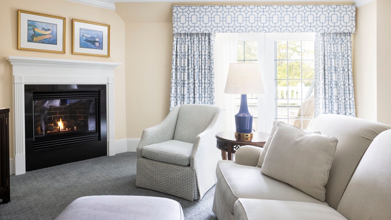 Photo of Livingroom in Country Club Estates