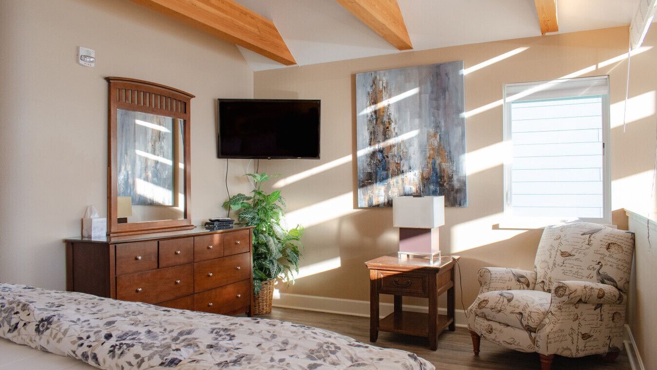 Photo of Bedroom in Homer