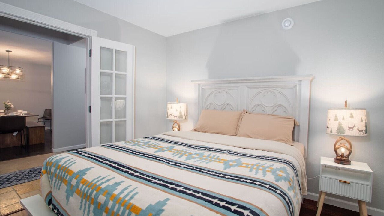 Photo of Bedroom in Fairbanks