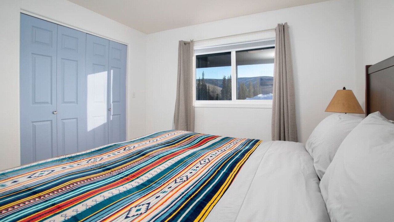 Photo of Bedroom in Fairbanks
