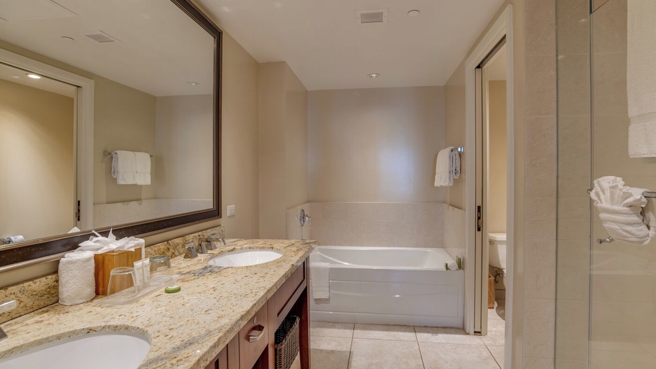 Photo of Bathroom in Honokowai