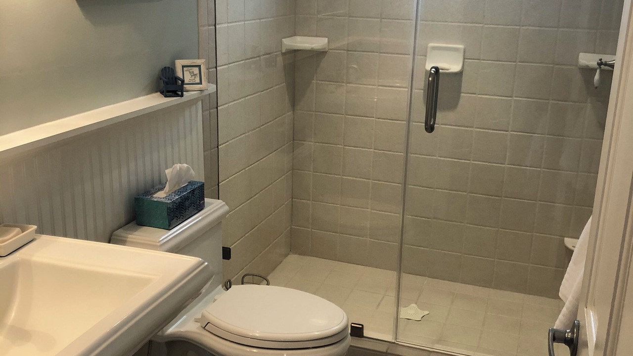 Photo of Bathroom in Bethany Beach