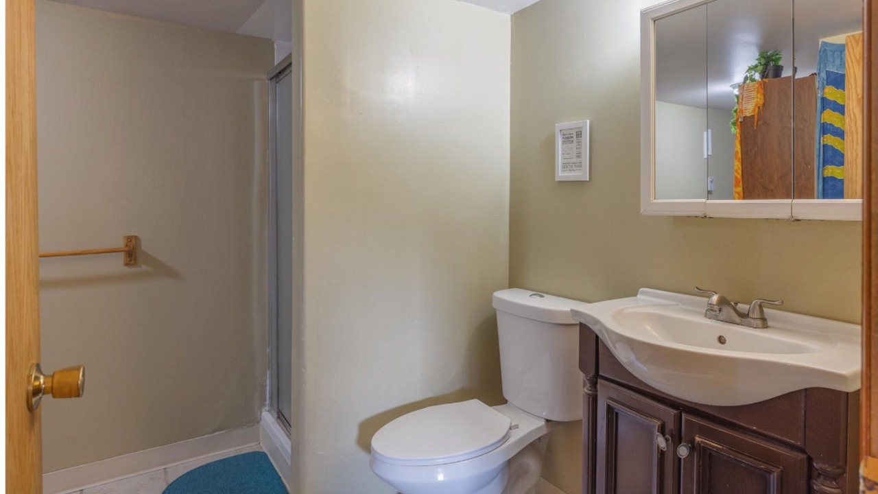 Photo of Bathroom in College