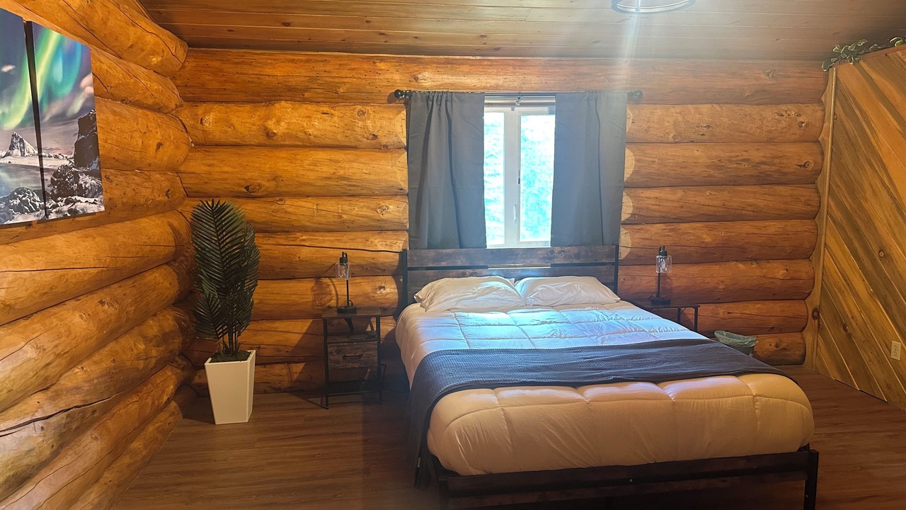 Photo of Bedroom in Deltana