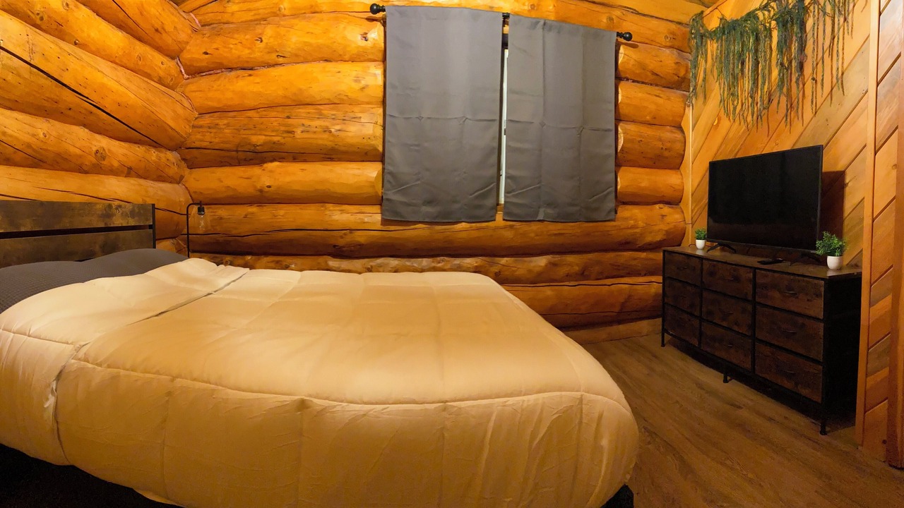 Photo of Bedroom in Deltana