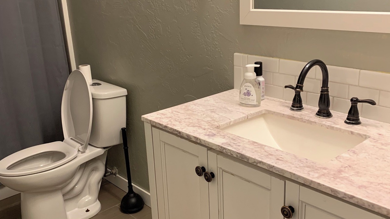 Photo of Bathroom in Mendenhall Valley