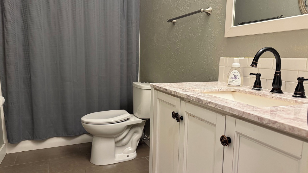 Photo of Bathroom in Mendenhall Valley