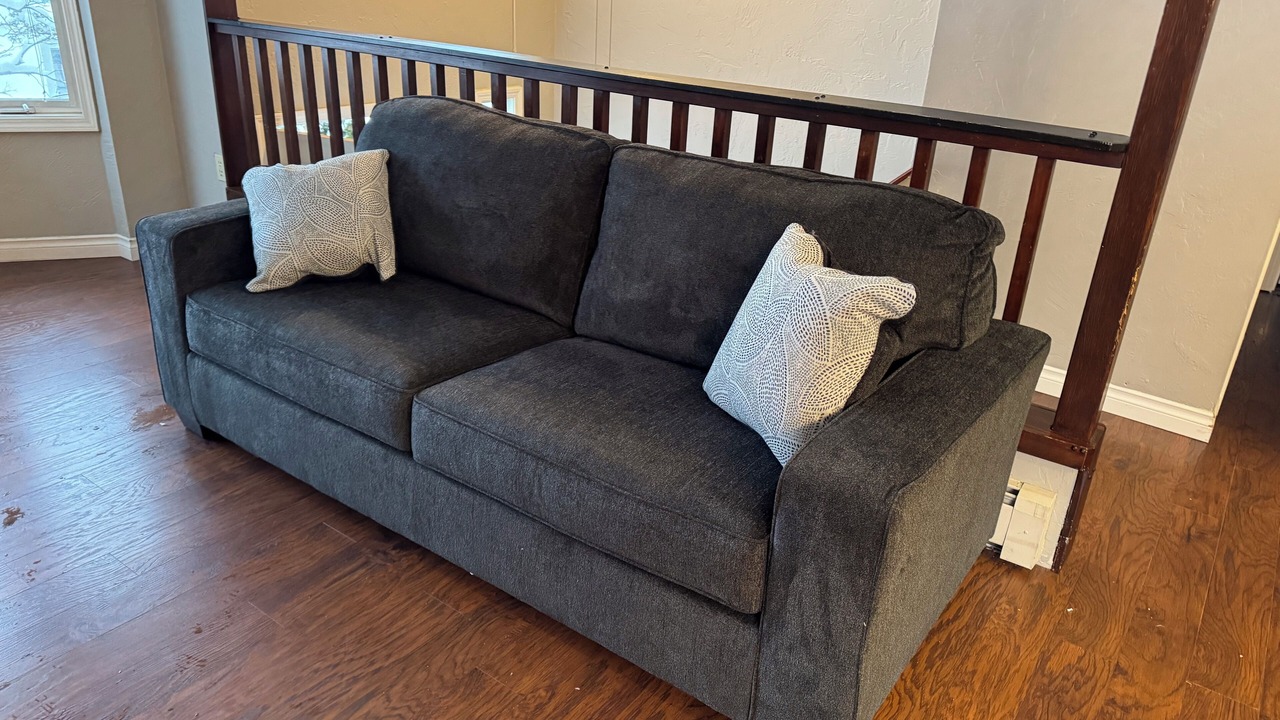 Photo of Livingroom in Mendenhall Valley