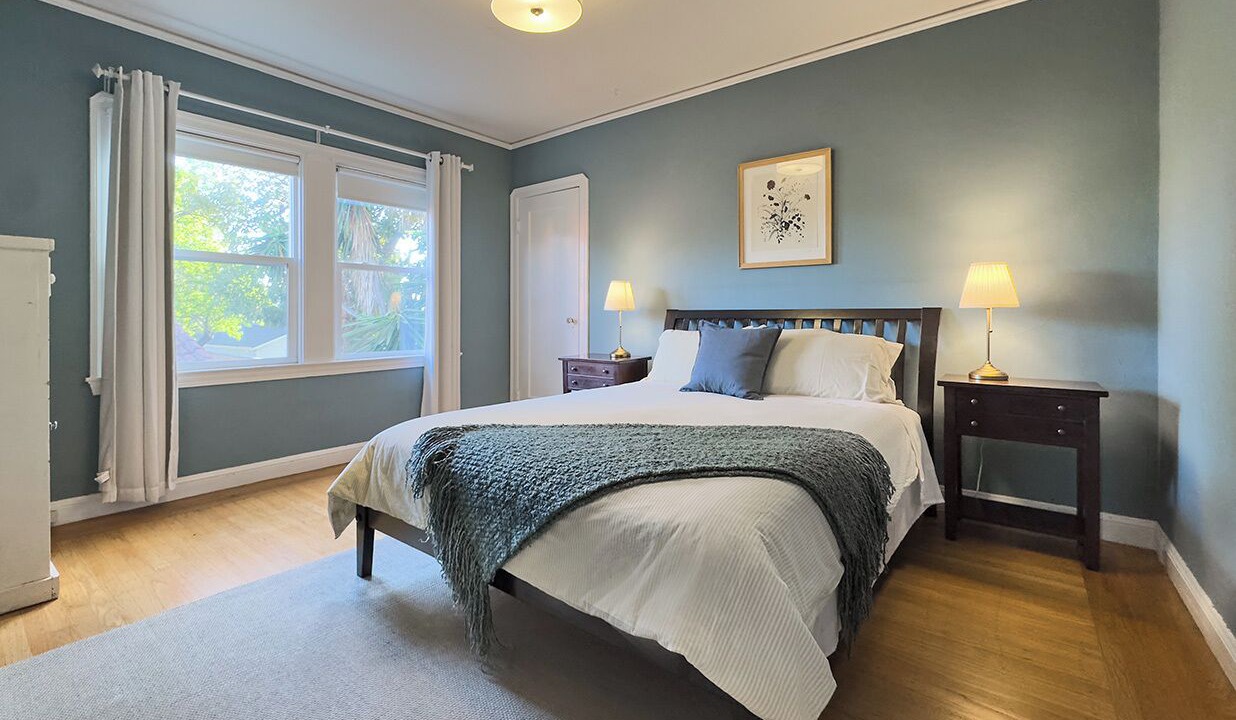 Photo of Bedroom in Upper Telegraph