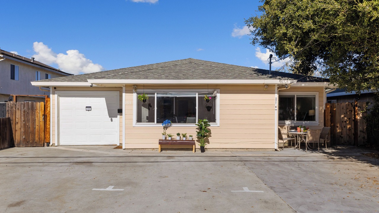 Photo of Outdoor in Menlo Park