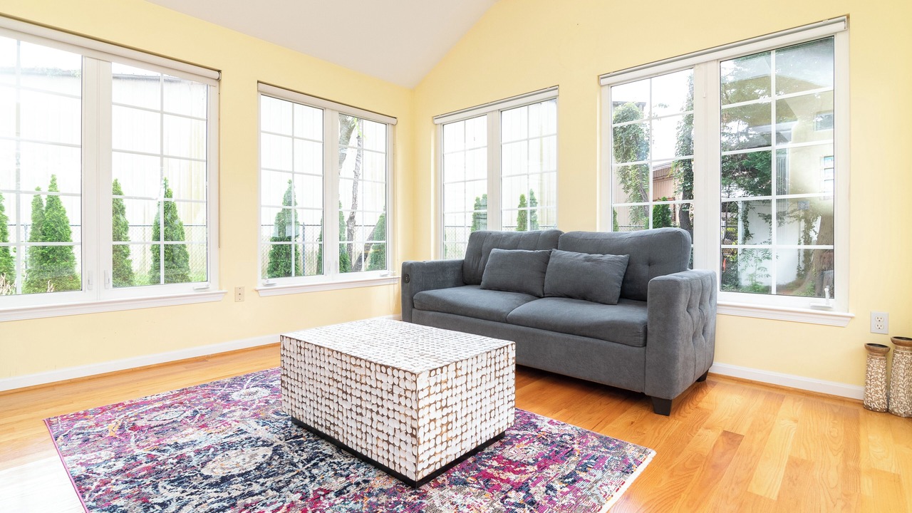 Photo of Livingroom in Maplewood