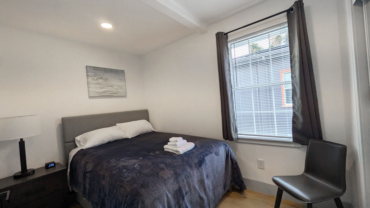 Photo of Bedroom in Longfellow