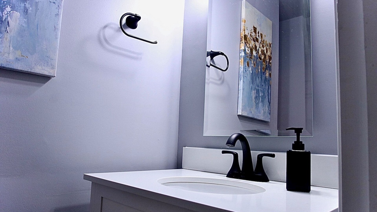 Photo of Bathroom in Near East Columbus