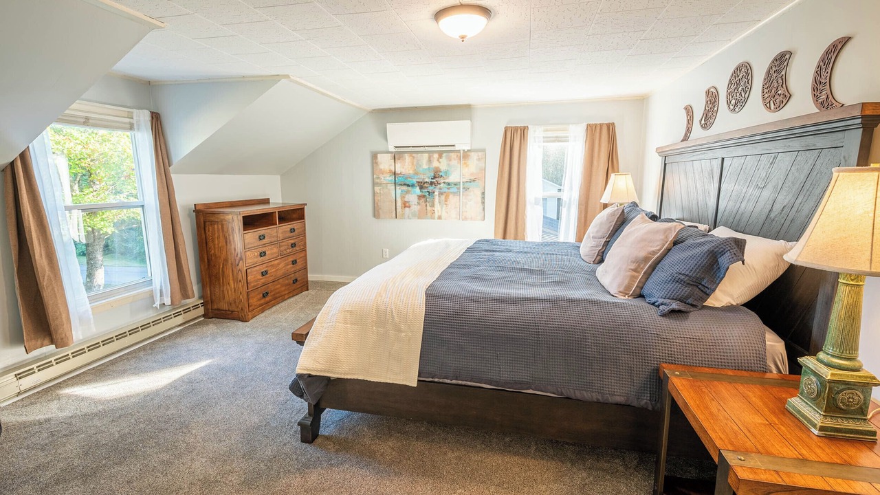 Photo of Bedroom in Kingfield