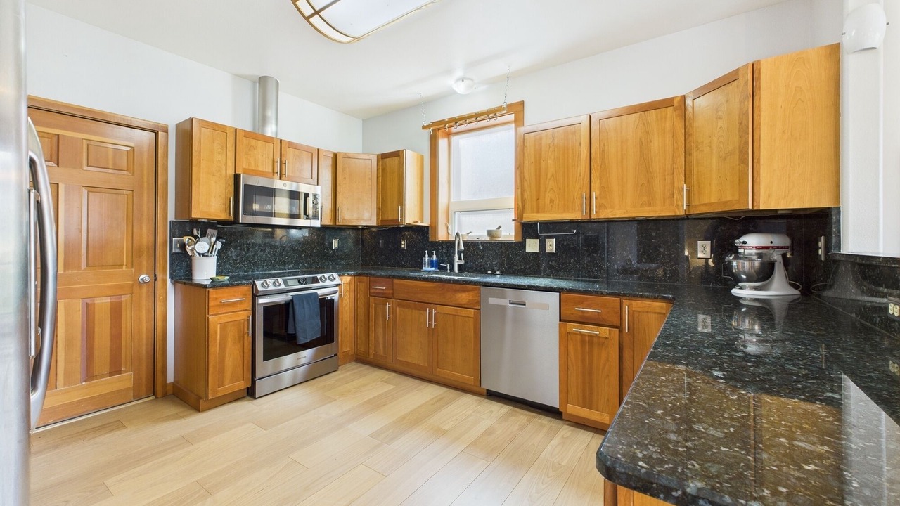 Photo of Kitchen in West Juneau
