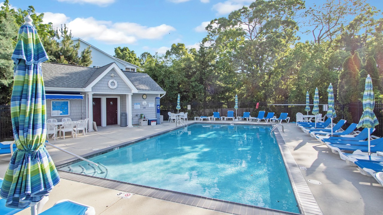 Photo of Outdoor in Country Club Estates