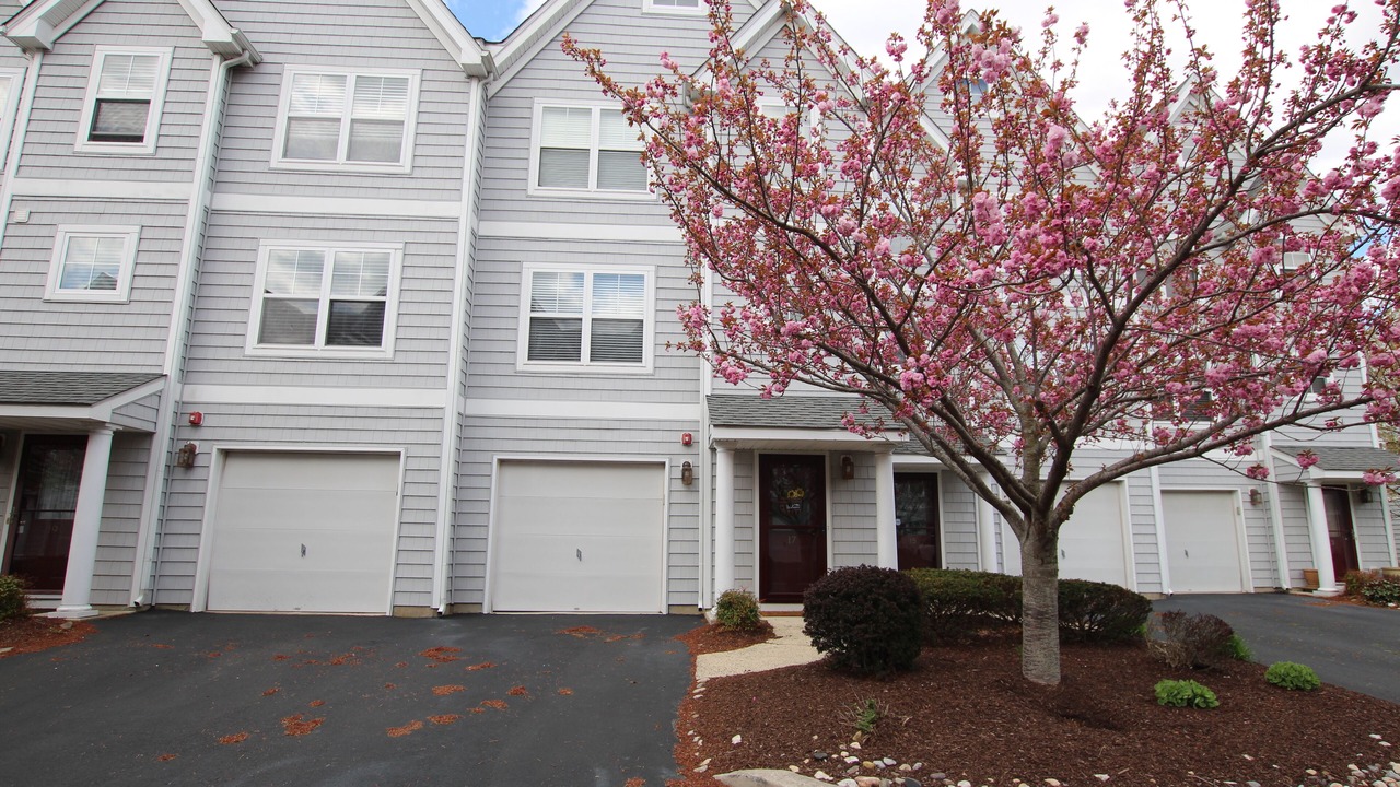 Photo of Outdoor in Country Club Estates