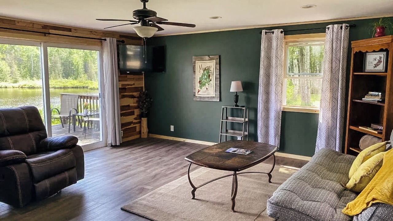 Photo of Livingroom in Shin Pond
