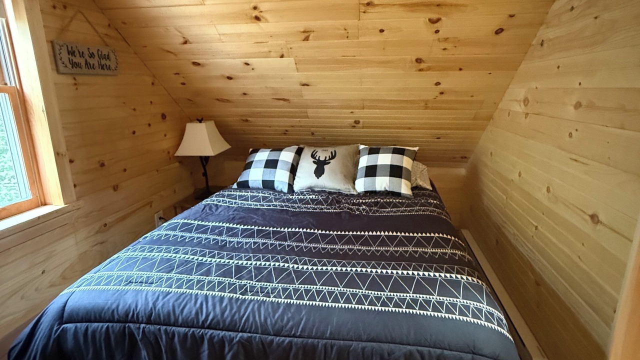 Photo of Bedroom in Rangeley