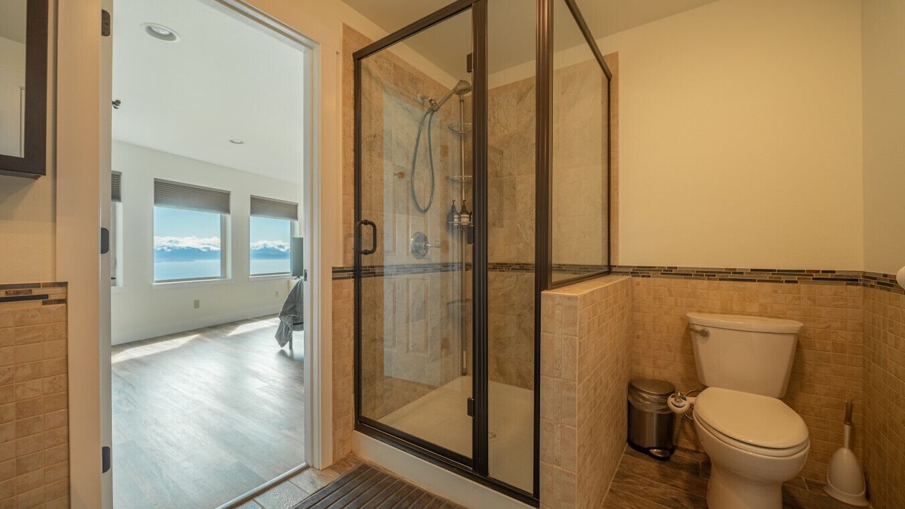 Photo of Bathroom in Homer
