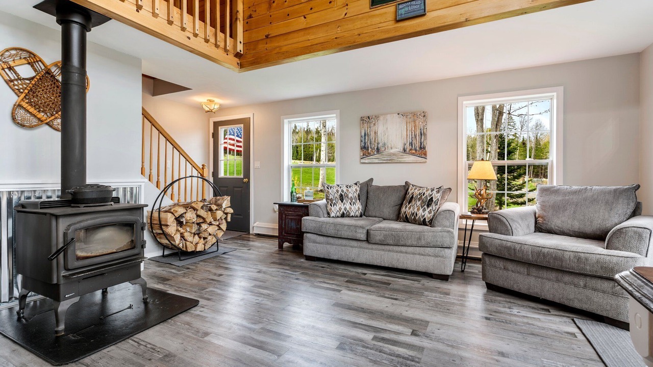 Photo of Livingroom in Rangeley