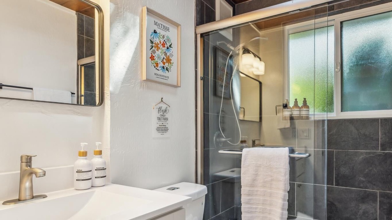 Photo of Bathroom in The Willows
