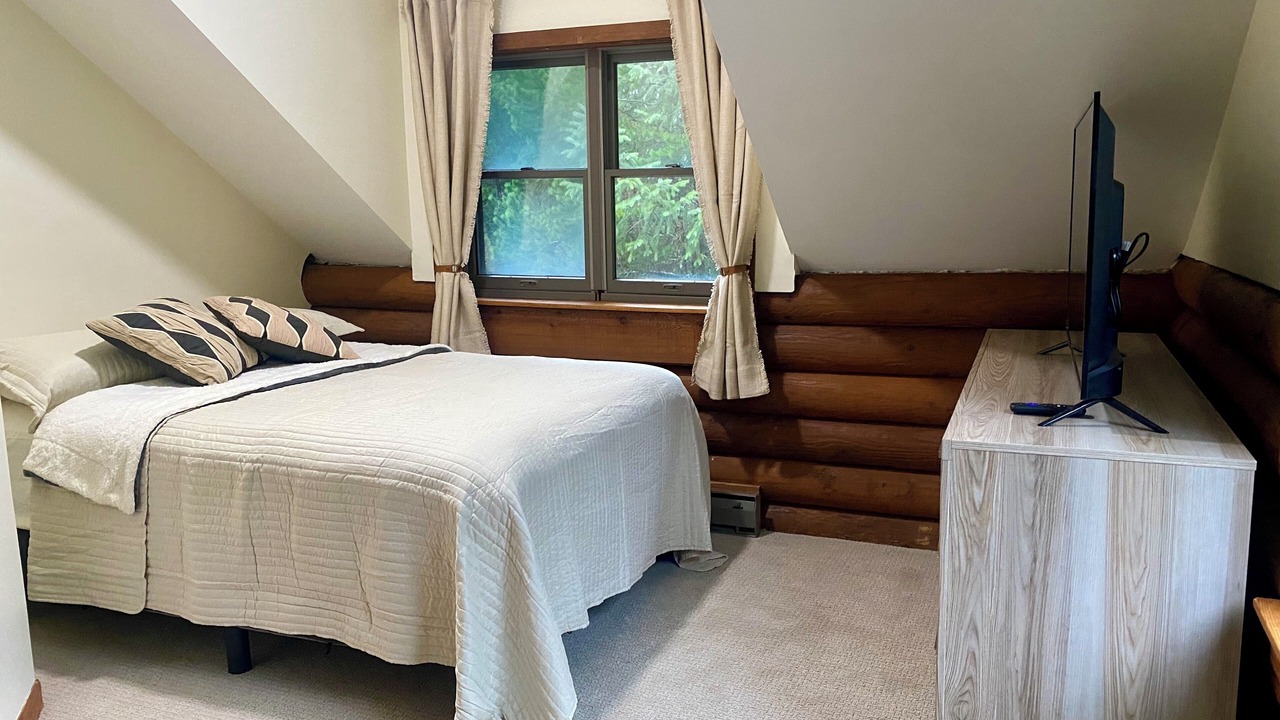 Photo of Bedroom in Ketchikan