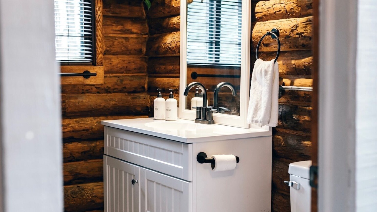 Photo of Bathroom in Butler