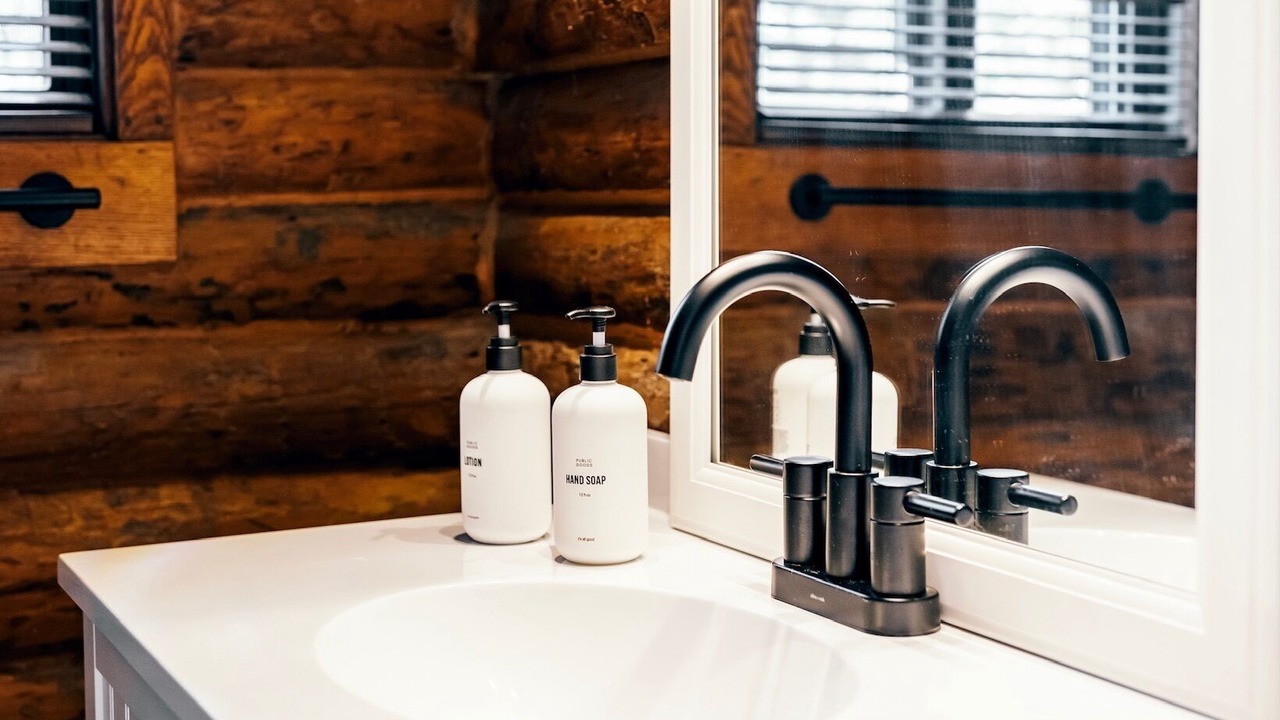 Photo of Bathroom in Butler