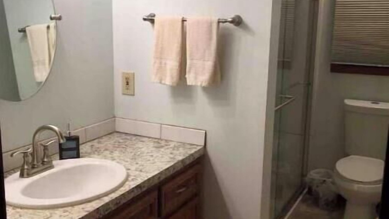 Photo of Bathroom in Grandville