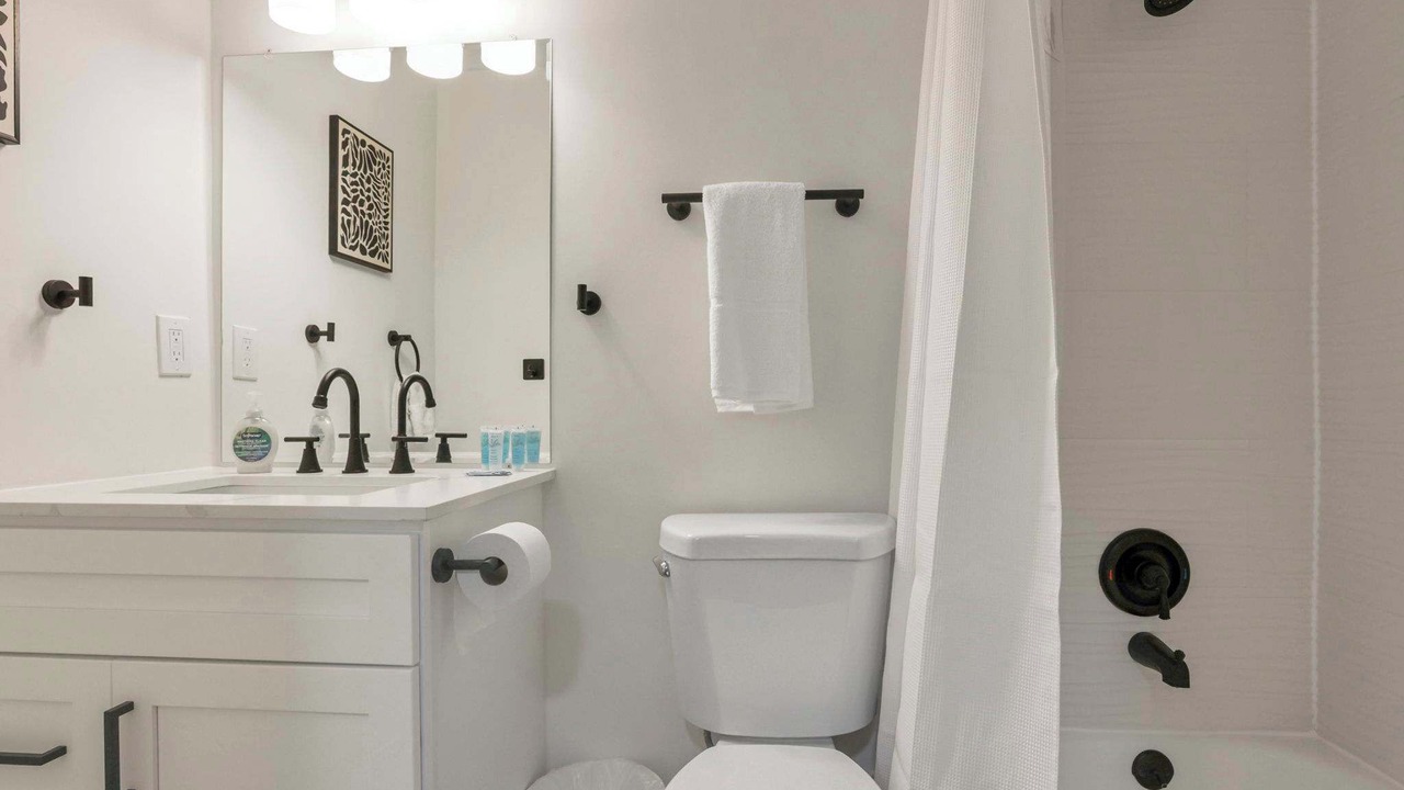 Photo of Bathroom in Reynoldsburg