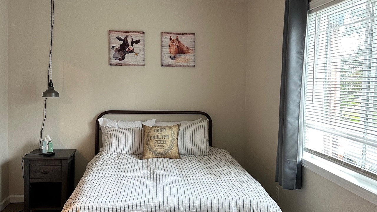 Photo of Bedroom in Chiniak