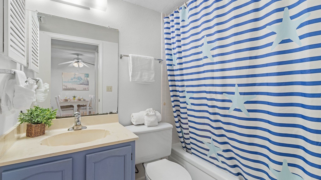 Photo of Bathroom in Mid Island